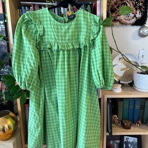 Cute Green Plaid Dress!! Very generous sizing